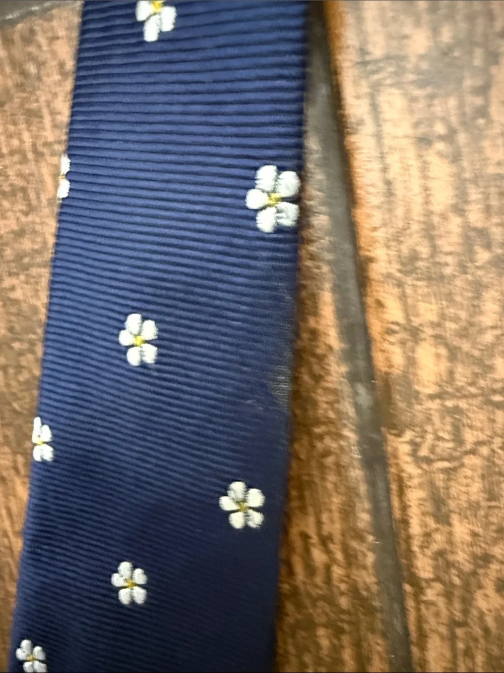 Brooks Brothers Makers Navy Blue Silk Tie with Tiny Embroidered Daisy Flowers